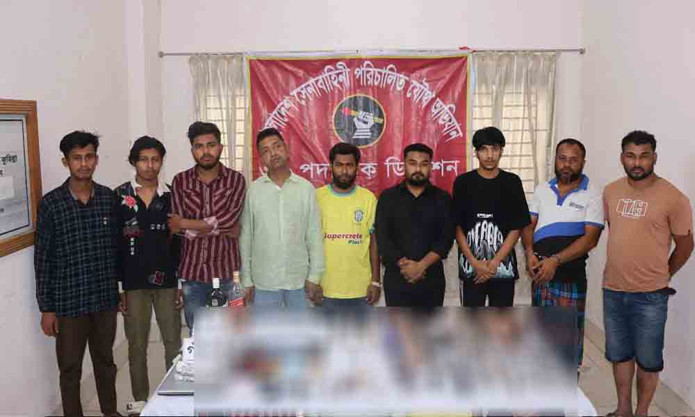 কুমিল্লায় অস্ত্রসহ ৯ কিশোর গ্যাং সদস্য আটক